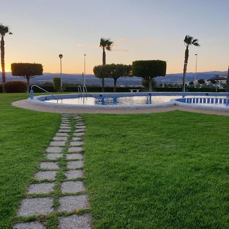 Mediterraneamente Soleado Санта Пола Экстерьер фото